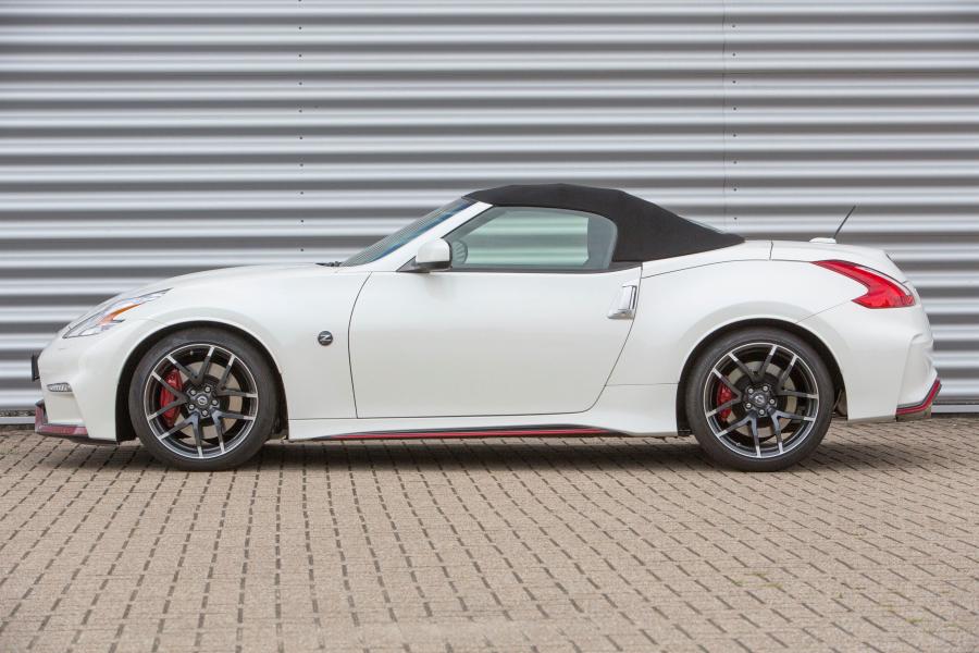  Nissan 370Z RS Roadster (Z34) 2017 года  (фото 7 из 13)